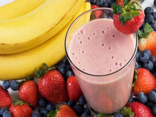 Strawberry and banana smoothies