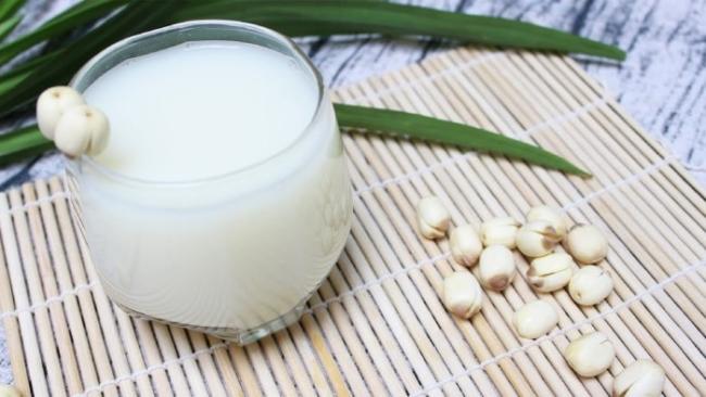 Milk lotus seeds lose weight