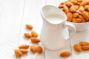 How to Lose Weight With Almond Milk and Nut Milk?