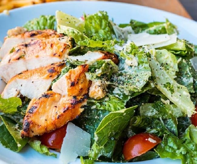 Salad with chicken breast meat.
