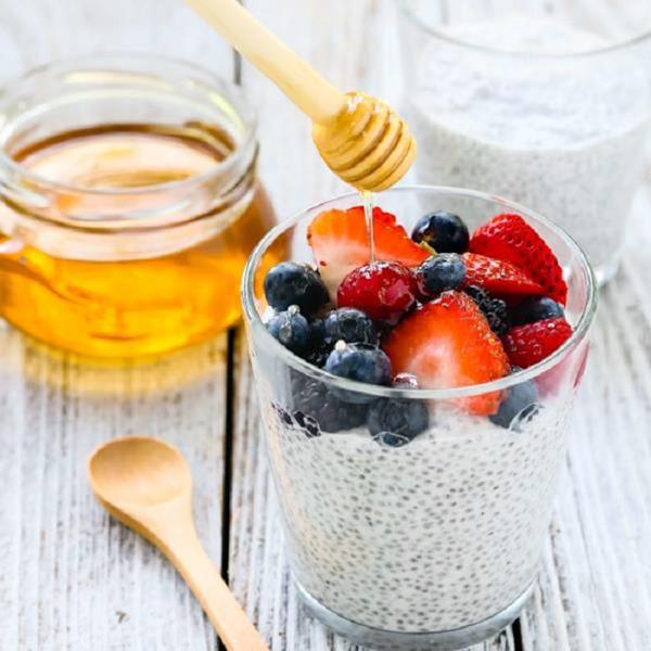 Mixing chia seeds with honey also has many ways, you can mix according to your preferences.