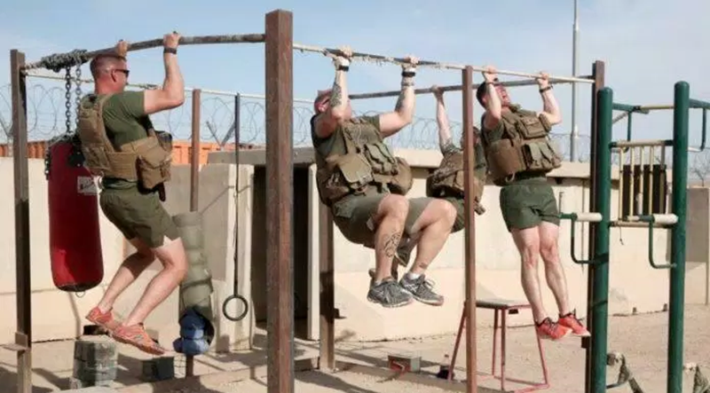 It's no coincidence that the US Army's Navy SEALs practice pull-ups so much!