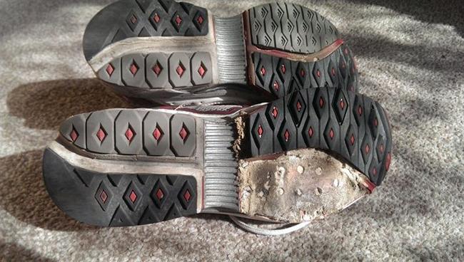 Check the outsole of the running shoe: